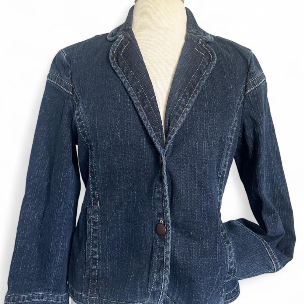 Company Ellen Tracy denim jacket